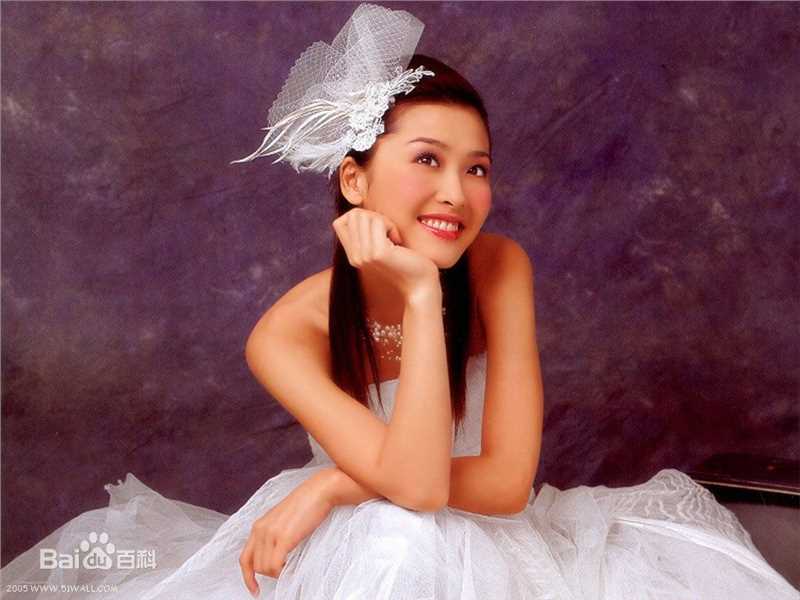 周丽淇(Niki Chow LaiKei)最新婚纱壁纸