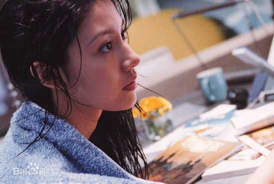 李嘉欣(Michele Monique Reis)参演电影作品前后照片