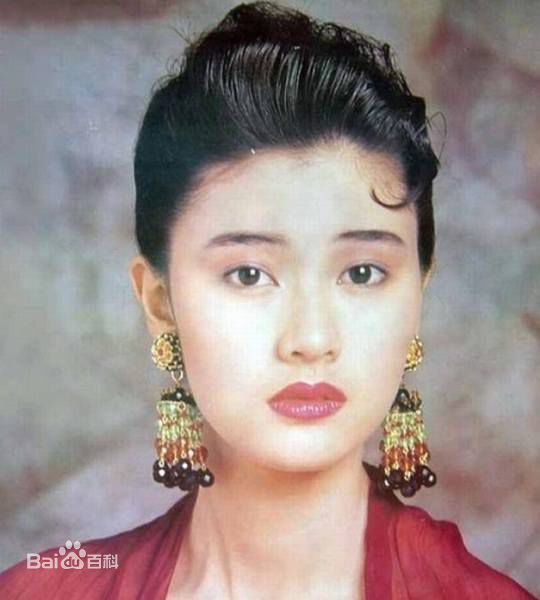 李嘉欣(Michele Monique Reis)年轻时的壁纸壁纸