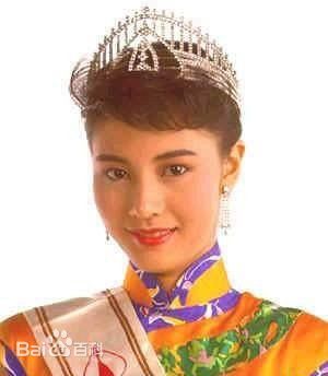 李嘉欣(Michele Monique Reis)年轻时的壁纸壁纸