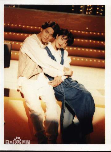 关咏荷(Esther)参演MV作品壁纸壁纸