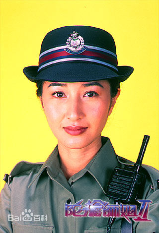 关咏荷(Esther)2000年《陀枪师姐II 》最新剧照