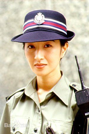 关咏荷(Esther)2000年《陀枪师姐II 》最新剧照