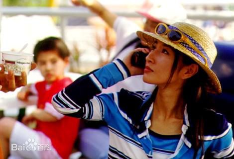 关咏荷(Esther)2000年《陀枪师姐II 》最新剧照