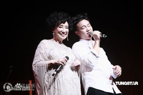 潘迪华演出照图册