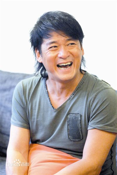 周华健(Emil Wakin Chau)前后照片