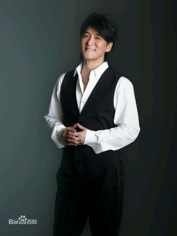 周华健(Emil Wakin Chau)前后照片