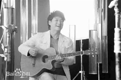 周华健(Emil Wakin Chau)前后照片