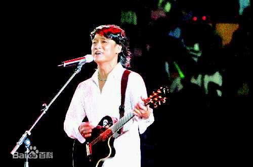 周华健(Emil Wakin Chau)前后照片