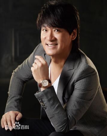周华健(Emil Wakin Chau)前后照片