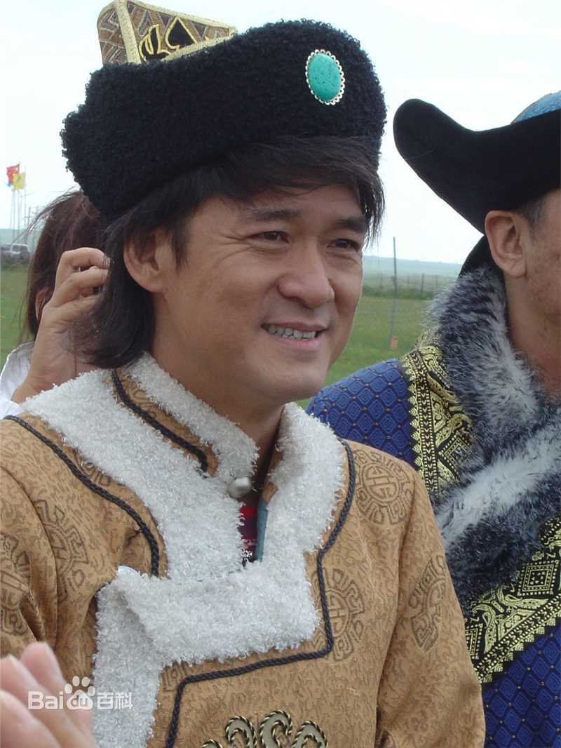 周华健(Emil Wakin Chau)2007年7月25内蒙之行照片素颜照相册