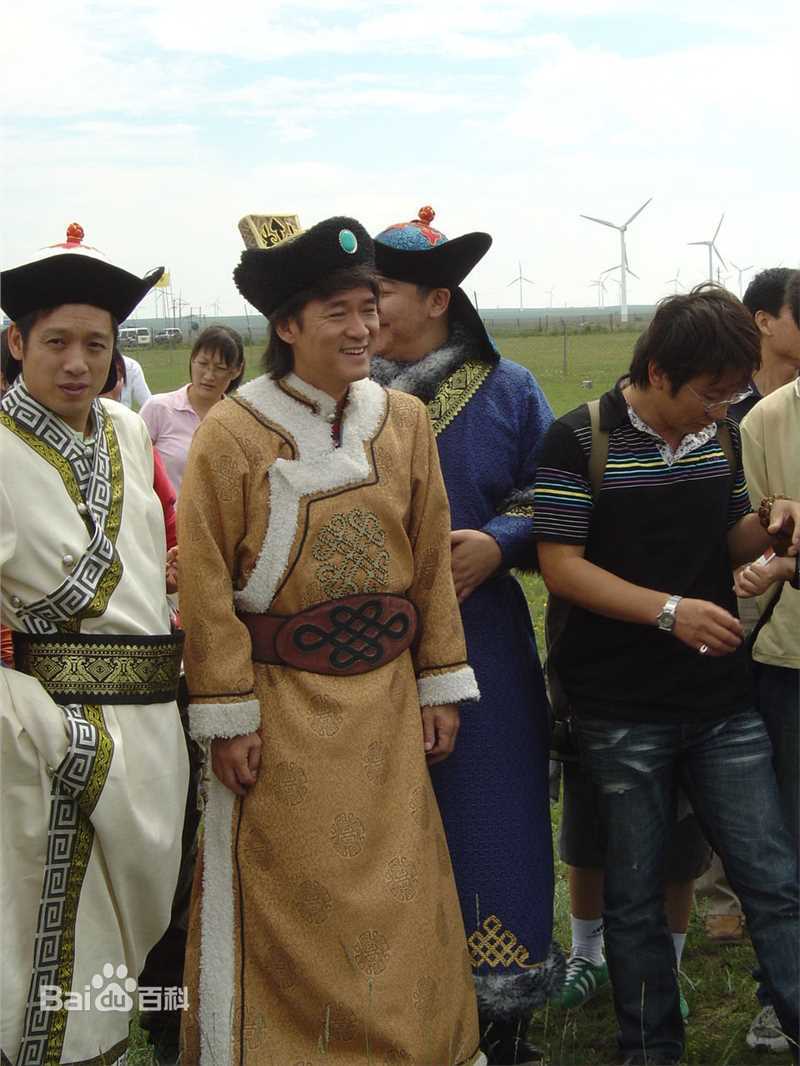 周华健(Emil Wakin Chau)2007年7月25内蒙之行照片素颜照相册