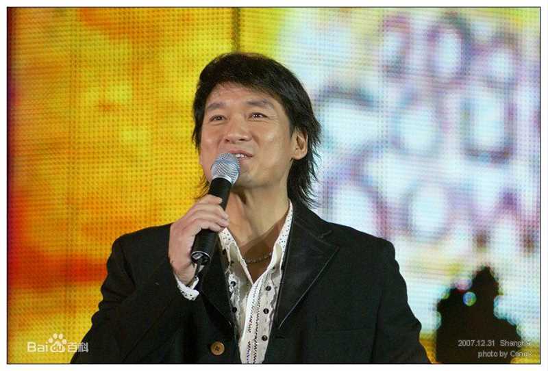 周华健(Emil Wakin Chau)2007上海新天地跨年音乐会前后照片