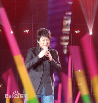 周华健(Emil Wakin Chau)欢乐中国行图片图集