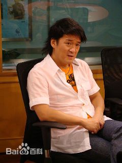 周华健(Emil Wakin Chau)作客上海电台动感101性感图片图集