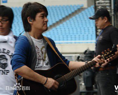 周华健(Emil Wakin Chau)纵贯线照性感图片图集