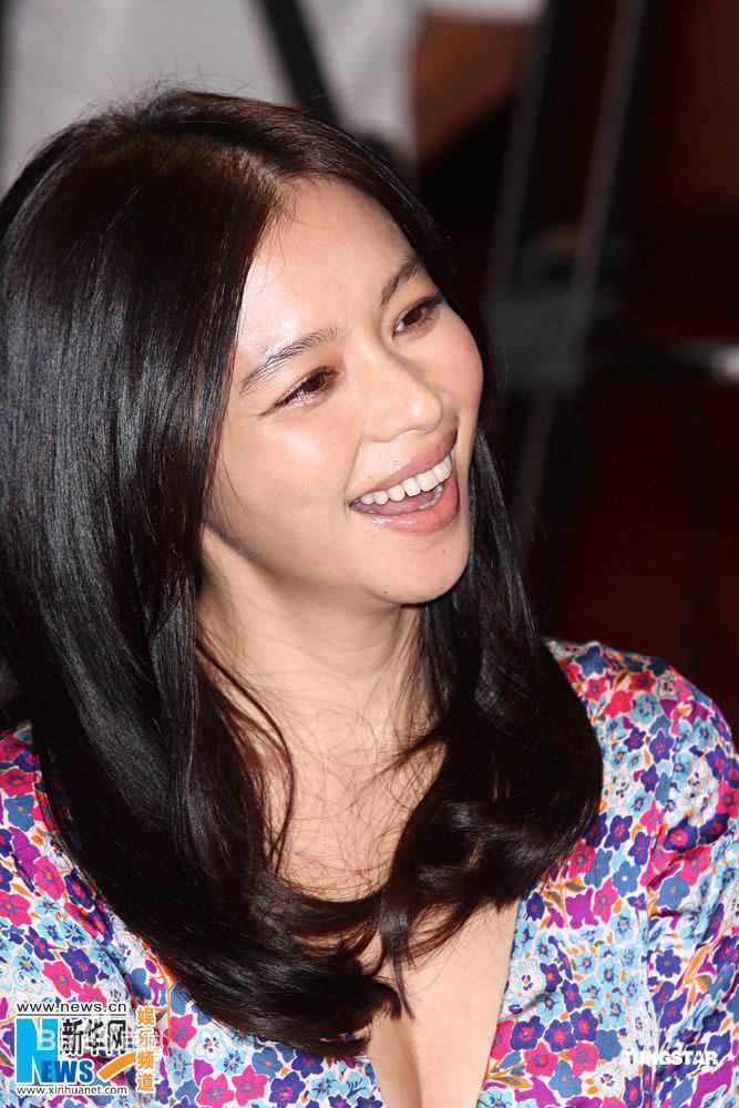 徐若瑄(Vivian Hsu、Bidai Syulan、ビビアンスー、)出席金马奖记者会前后照片