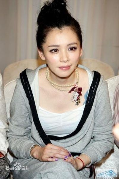 徐若瑄(Vivian Hsu、Bidai Syulan、ビビアンスー、)杂志封面