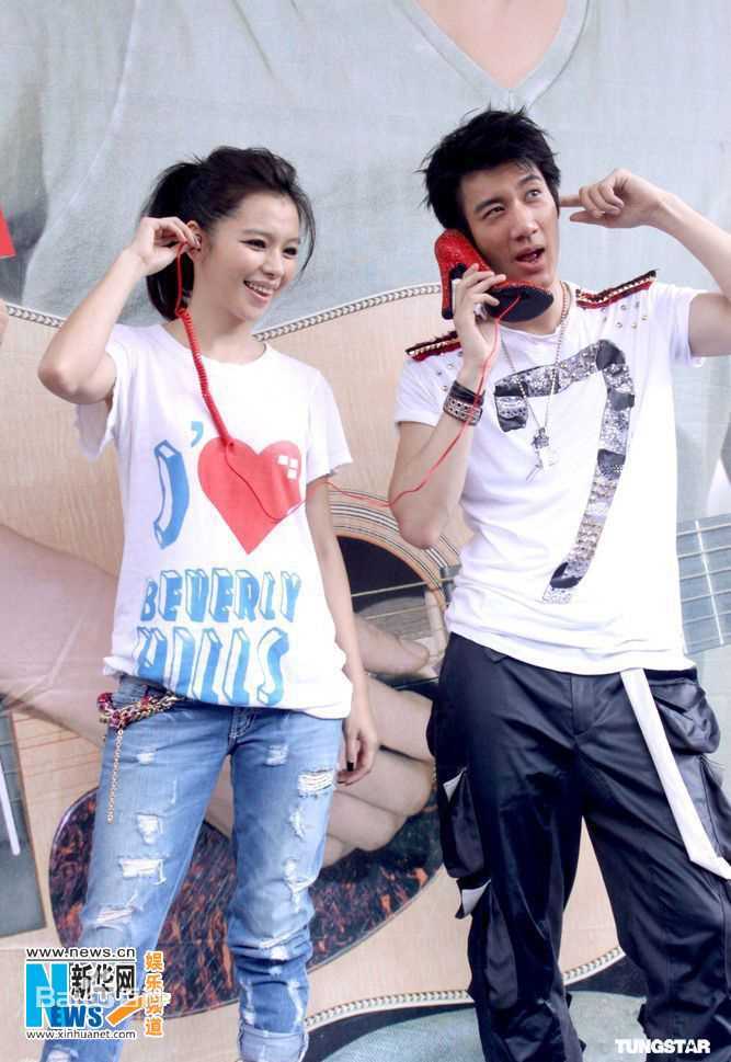 徐若瑄(Vivian Hsu、Bidai Syulan、ビビアンスー、)王力宏新专辑预购签名会图片图集