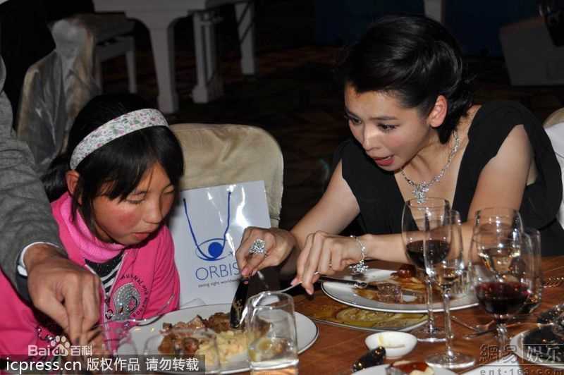 最新徐若瑄(Vivian Hsu、Bidai Syulan、ビビアンスー、)精彩图册