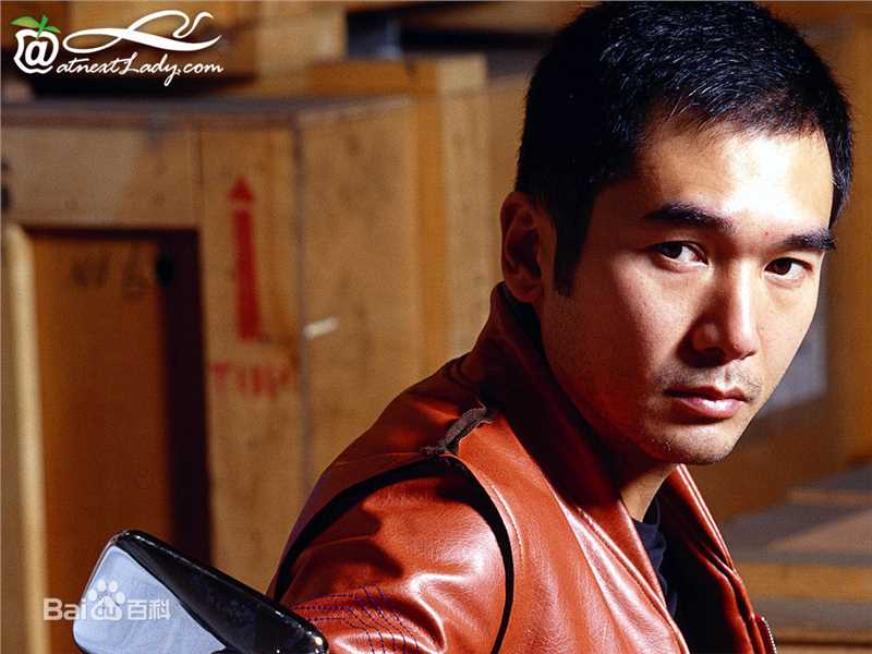 方中信(Alex Fong Chung Sun)生活照前后照片