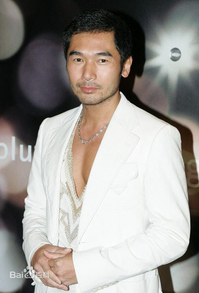 方中信(Alex Fong Chung Sun)生活照前后照片