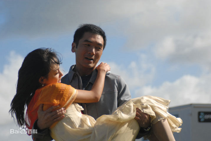 方中信(Alex Fong Chung Sun)生活照前后照片