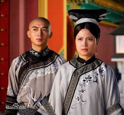 邵美琪(Maggie Siu)2011年《宫锁心玉》最新剧照