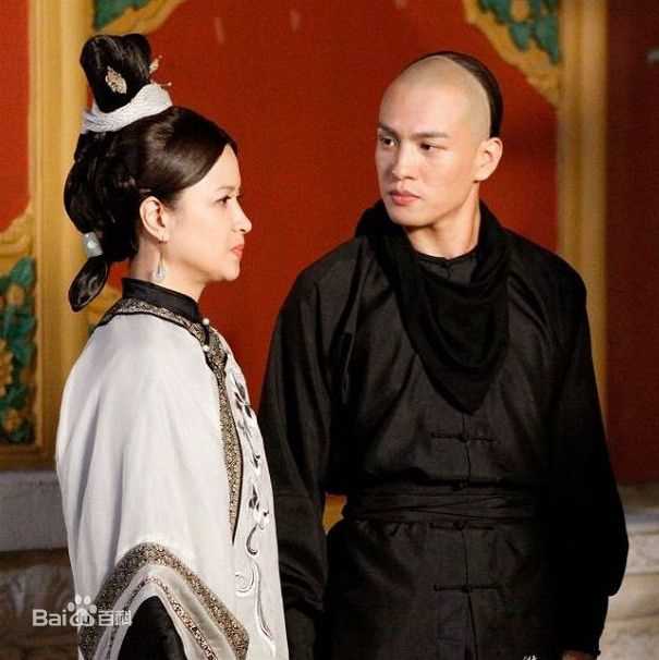 邵美琪(Maggie Siu)2011年《宫锁心玉》最新剧照