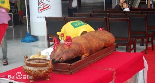 吴孟达(Ng Man Tat)在《假爸爸》开机新闻发布会中的