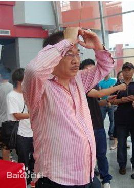 吴孟达(Ng Man Tat)在《假爸爸》开机新闻发布会中的