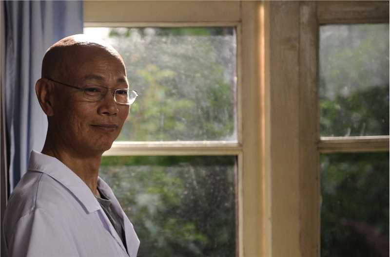 最优质罗家英生活照