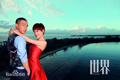 陈小春(Jordan chan) 应采儿素颜照壁纸