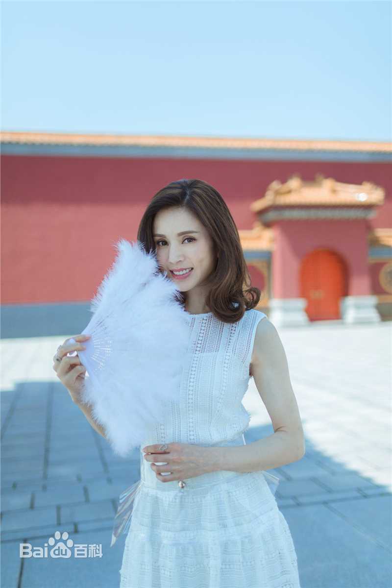 李若彤(Carman Lee)2019年的照片图册