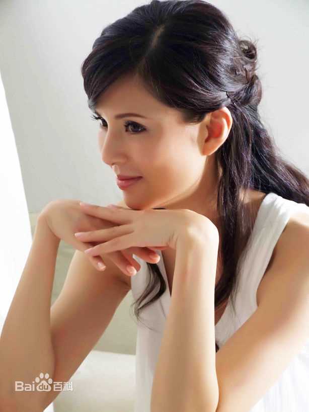 李若彤(Carman Lee)广告代言性感图片图集