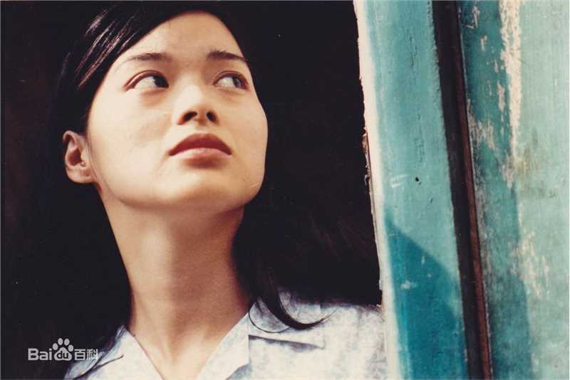 最新刘锦玲在电影《天长地久》饰何宝玲中的图集