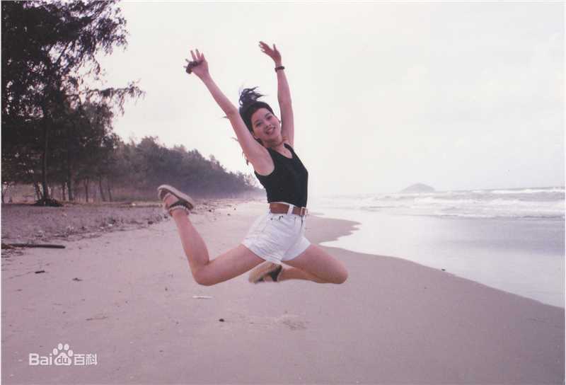 刘锦玲综艺节目素颜照相册