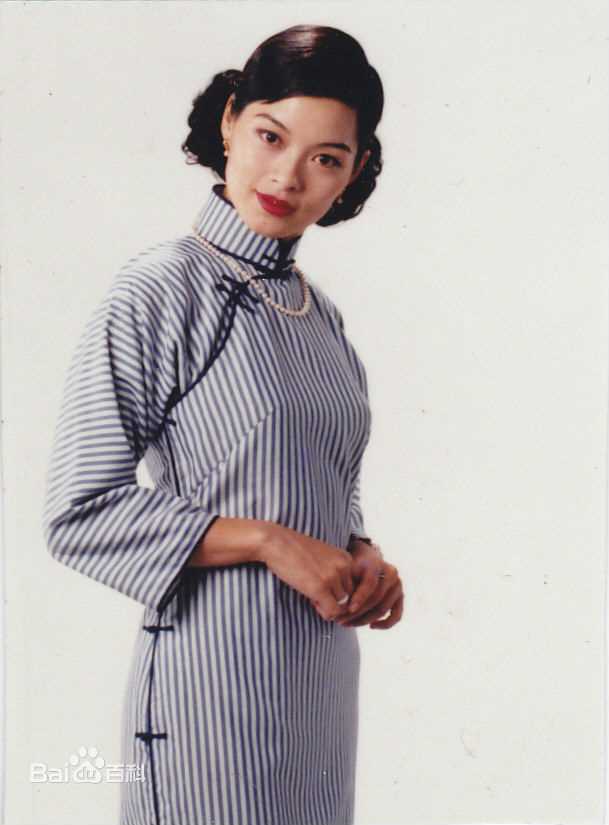 最新刘锦玲在《宋氏姊妹》饰演宋美龄中的图集