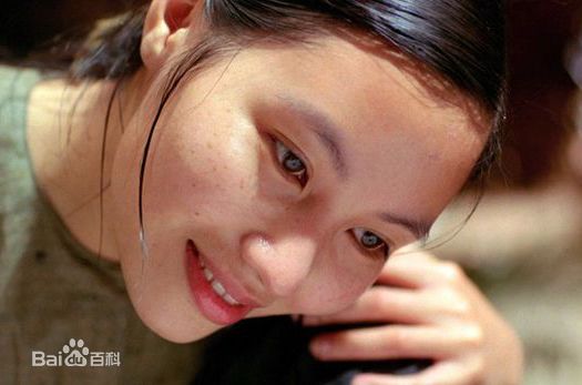 最新陈女燕溪(Tran Nu Yên-Khê)性感图片