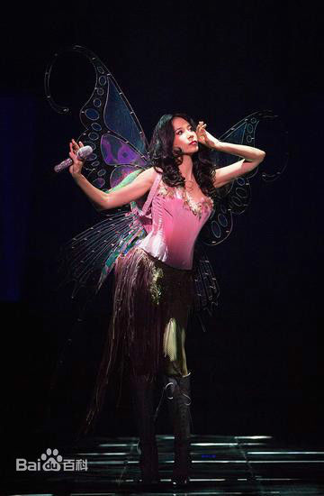 精选莫文蔚(Karen Mok)在看看世界演唱会《台北》中的图册