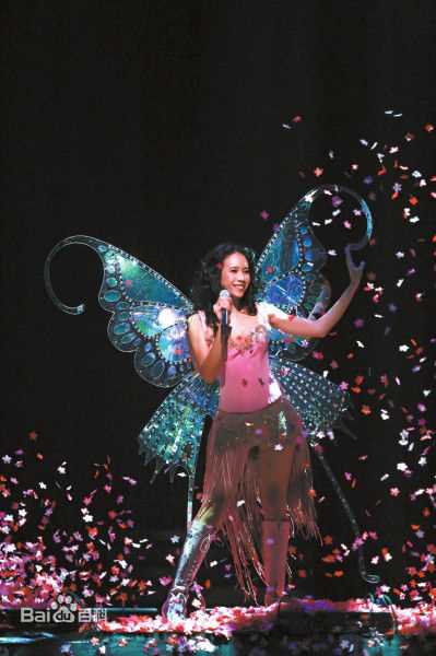 精选莫文蔚(Karen Mok)在看看世界演唱会《台北》中的图册