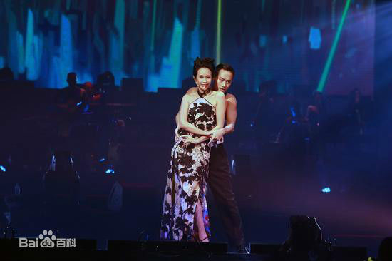 精选莫文蔚(Karen Mok)在看看世界演唱会《台北》中的图册