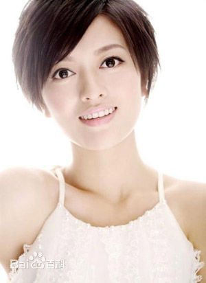 梁咏琪(GiGi ，Leung Wing Kei)生活照壁纸壁纸