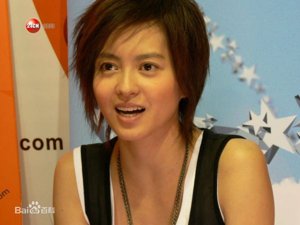 梁咏琪(GiGi ，Leung Wing Kei)生活照壁纸壁纸