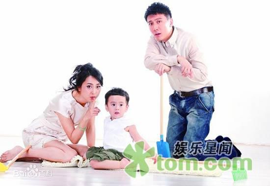 赵峥(Zhao Zheng)生活照性感图片图集