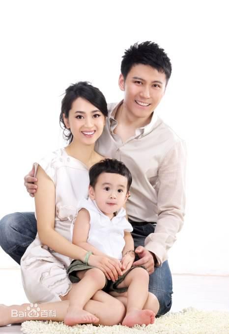 赵峥(Zhao Zheng)生活照性感图片图集