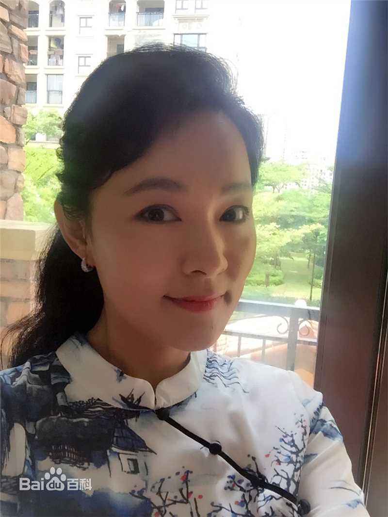 张晶晶(Zhang Jingjing)脊梁——詹华素颜照相册