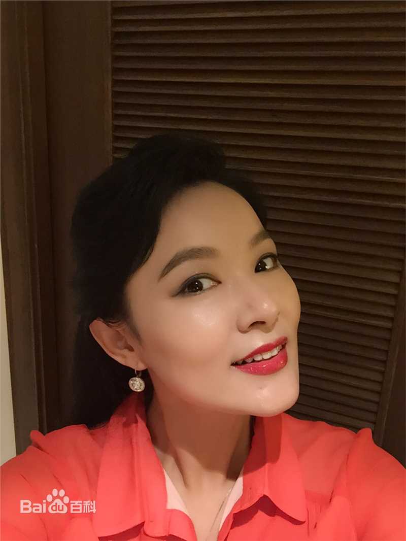 张晶晶(Zhang Jingjing)脊梁——詹华素颜照相册