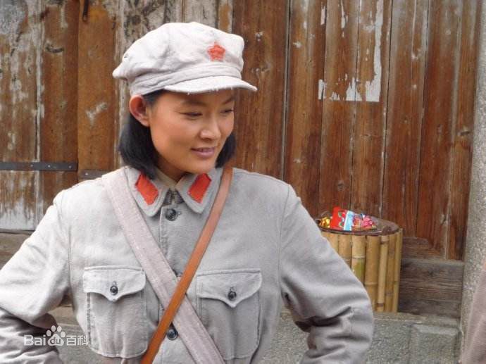 张晶晶(Zhang Jingjing)红色摇篮——贺子珍图册