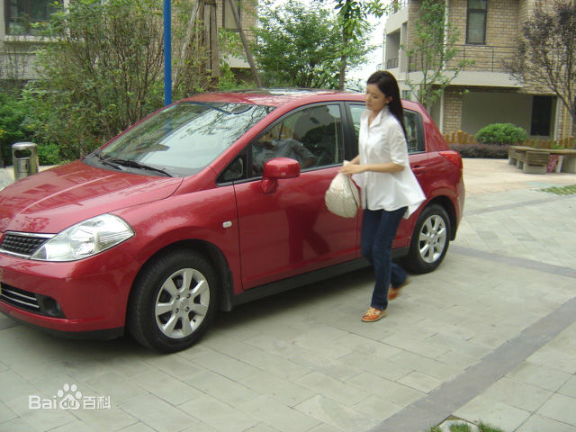 张晶晶(Zhang Jingjing)戴着面具跳舞——曹欣然素颜照相册